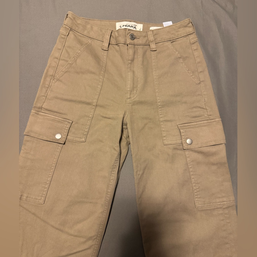 Dynamite Cargo Pants in Khaki